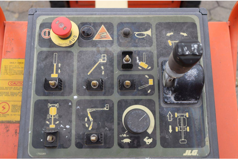 Коленчатый подъемник JLG N40: фото 14 Коленчатый подъемник JLG N40: фото 14