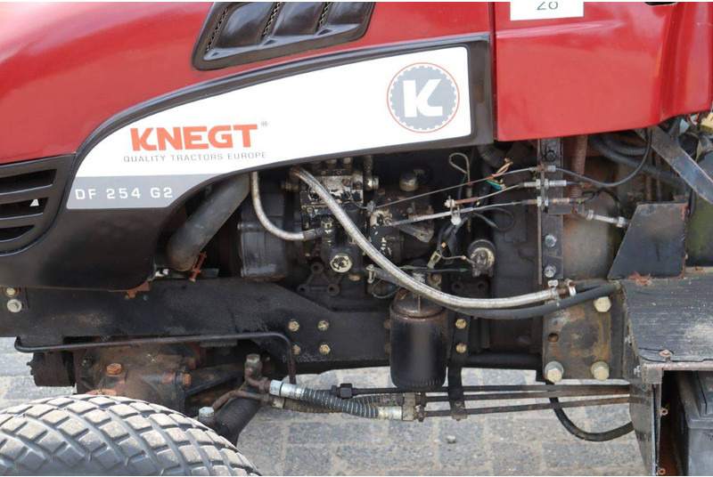 Трактор KNEGT DF-254-2: фото 16 Трактор KNEGT DF-254-2: фото 16