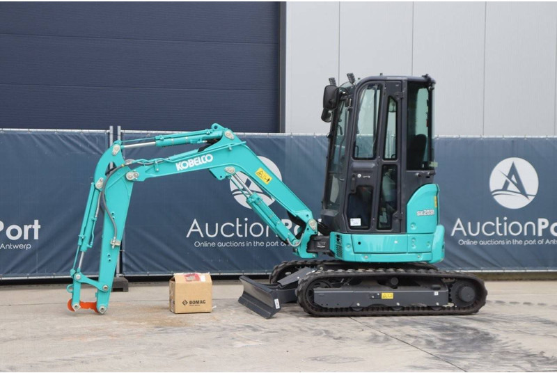 Kobelco SK25SR-6 - Гусеничный экскаватор: фото 1 Kobelco SK25SR-6 - Гусеничный экскаватор: фото 1
