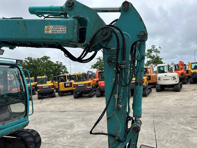 Гусеничный экскаватор Kobelco SK70SR: фото 13