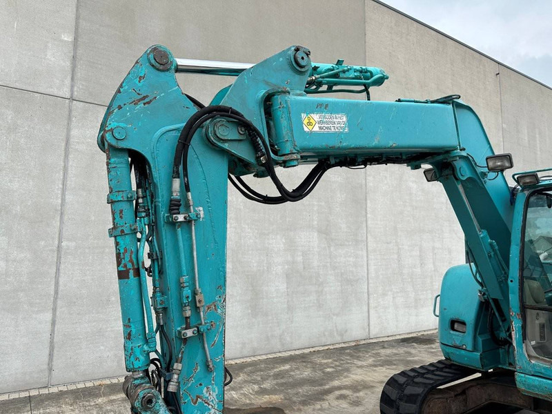 Гусеничный экскаватор Kobelco SK70SR: фото 9