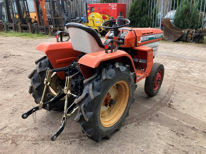 Kubota B1502DT - Трактор: фото 5 Kubota B1502DT - Трактор: фото 5