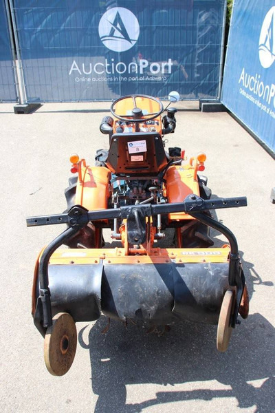 Kubota B5001DT - Трактор: фото 4 Kubota B5001DT - Трактор: фото 4