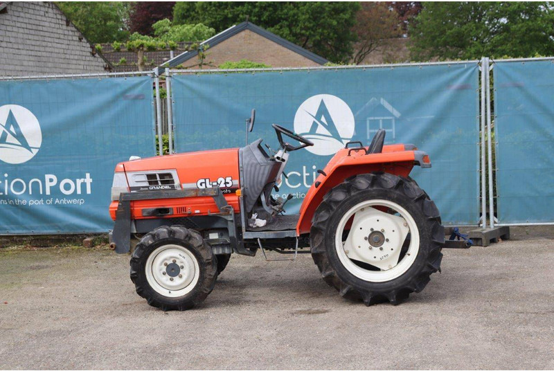 Kubota GL25 - Трактор: фото 2 Kubota GL25 - Трактор: фото 2