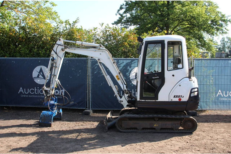 Kubota KX61-3 - Гусеничный экскаватор: фото 2 Kubota KX61-3 - Гусеничный экскаватор: фото 2