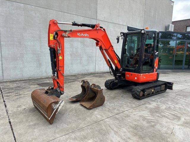Kubota U36-4 - Гусеничный экскаватор: фото 1 Kubota U36-4 - Гусеничный экскаватор: фото 1