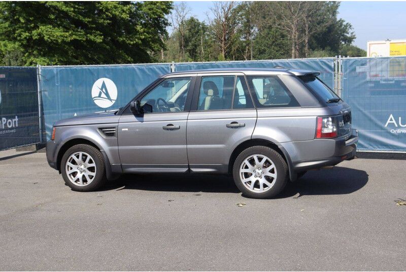 Land Rover Range Rover Sport HSE - Внедорожник: фото 3 Land Rover Range Rover Sport HSE - Внедорожник: фото 3