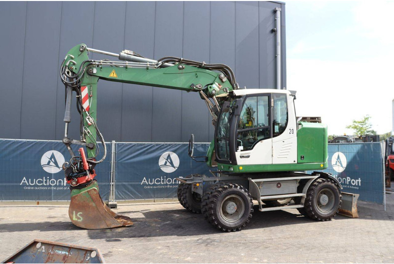 Liebherr A 914 Compact - Колёсный экскаватор: фото 1 Liebherr A 914 Compact - Колёсный экскаватор: фото 1