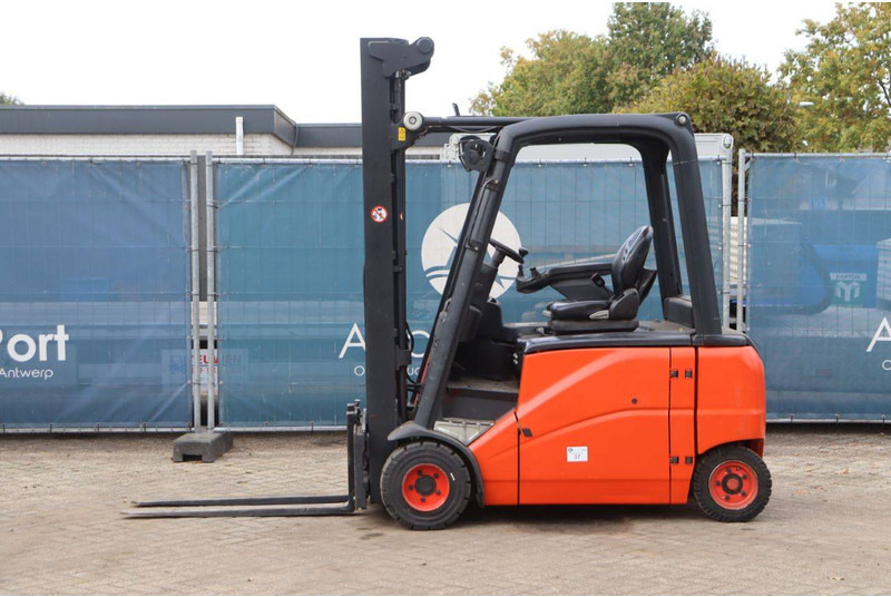 Linde E20PHL-01 - Электропогрузчик: фото 2 Linde E20PHL-01 - Электропогрузчик: фото 2