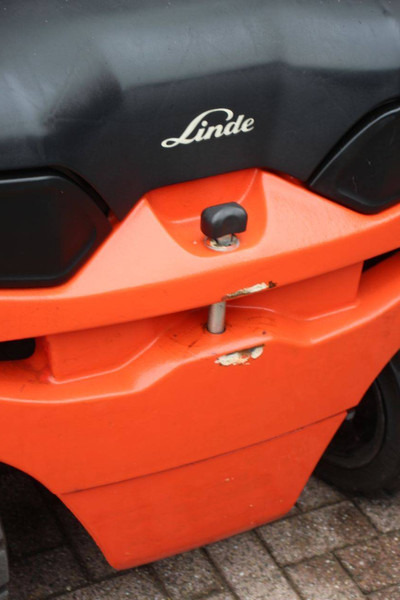 Электропогрузчик Linde E25-01: фото 18 Электропогрузчик Linde E25-01: фото 18