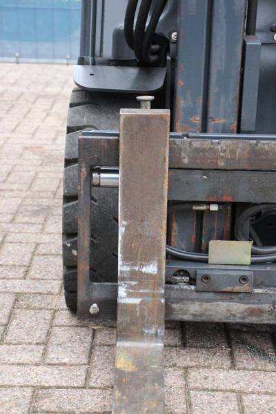 Электропогрузчик Linde E25-01: фото 11 Электропогрузчик Linde E25-01: фото 11