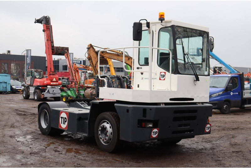 Терминальный тягач MOL YM 180/4X2: фото 7