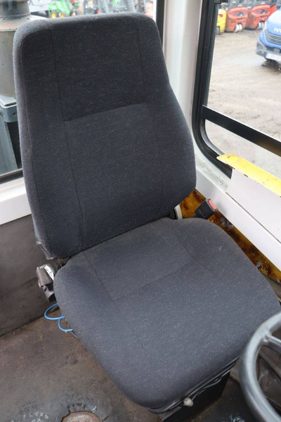 Терминальный тягач MOL YM 180/4X2: фото 20