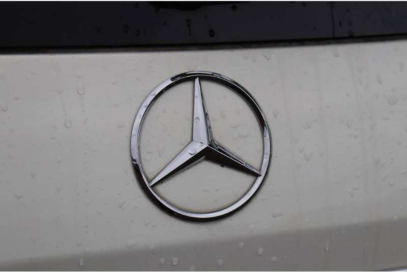 Седан Mercedes-Benz ML350: фото 17