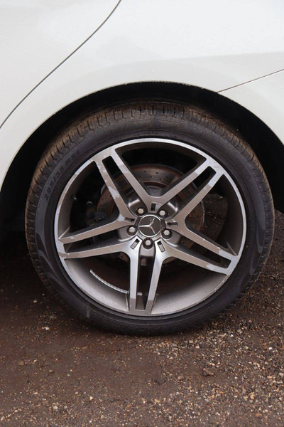 Седан Mercedes-Benz ML350: фото 15