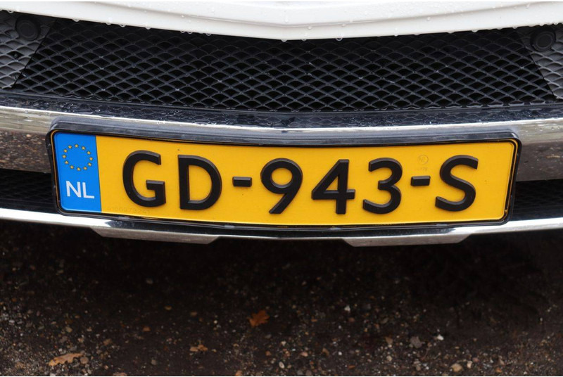 Седан Mercedes-Benz ML350: фото 12