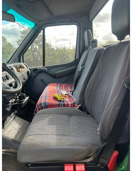 Mercedes-Benz Sprinter (I - update) CDI - Малотоннажный самосвал: фото 5 Mercedes-Benz Sprinter (I - update) CDI - Малотоннажный самосвал: фото 5