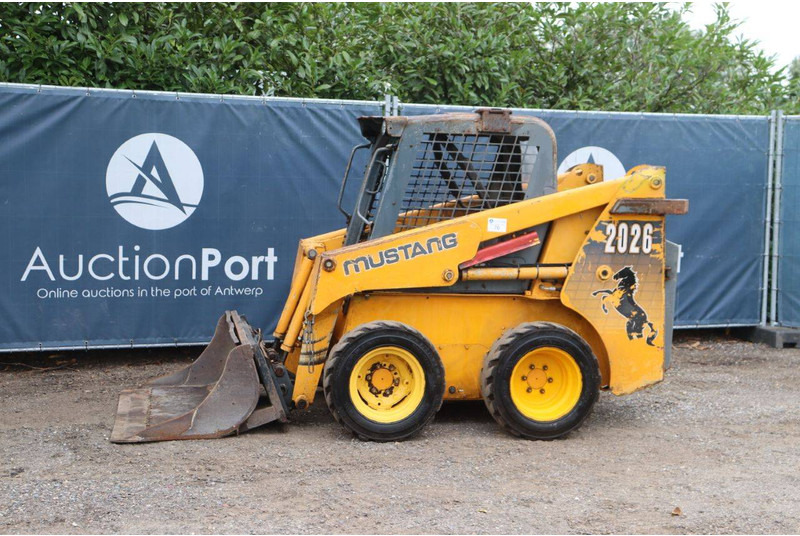 Mustang 2026 - Колёсный погрузчик: фото 1 Mustang 2026 - Колёсный погрузчик: фото 1