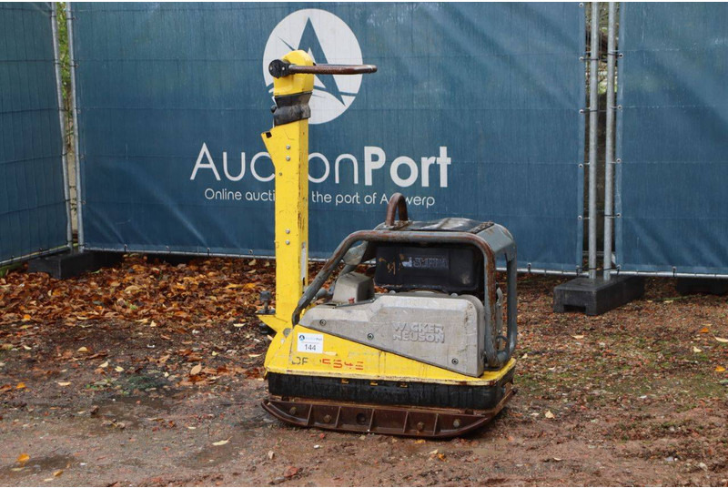 Neuson DPU5545 - Виброплита: фото 2 Neuson DPU5545 - Виброплита: фото 2