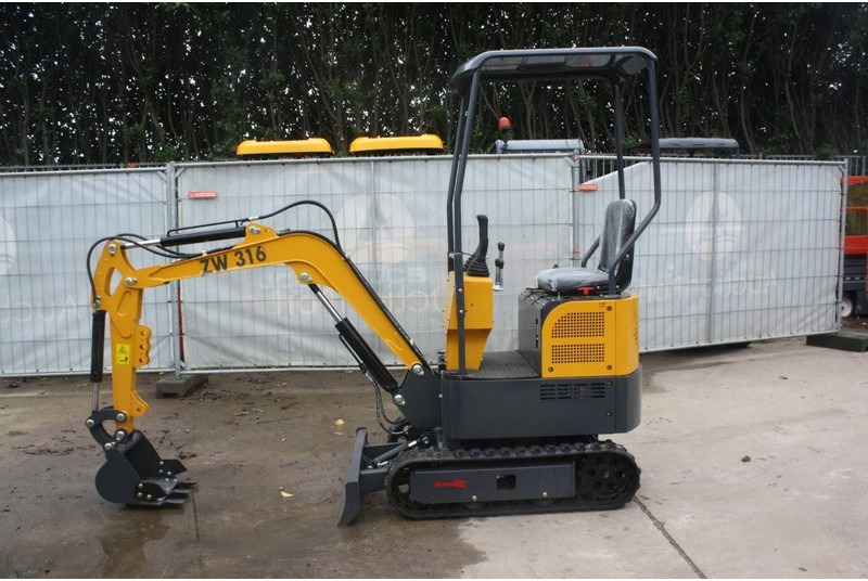 Newkrick ZW316 - Мини-экскаватор: фото 2 Newkrick ZW316 - Мини-экскаватор: фото 2