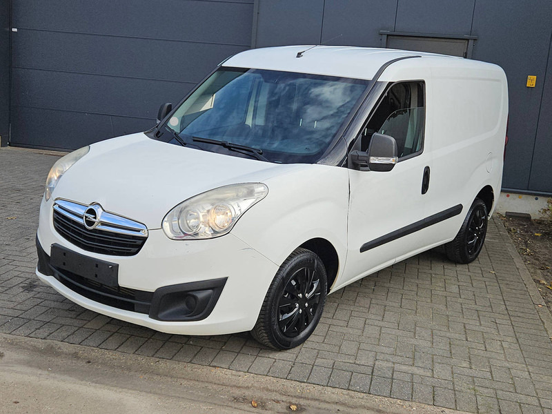 Opel Combo 1.3 CDTI - Цельнометаллический фургон: фото 1 Opel Combo 1.3 CDTI - Цельнометаллический фургон: фото 1