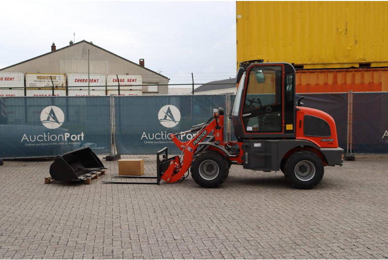 Panther 10-08 - Колёсный погрузчик: фото 2 Panther 10-08 - Колёсный погрузчик: фото 2