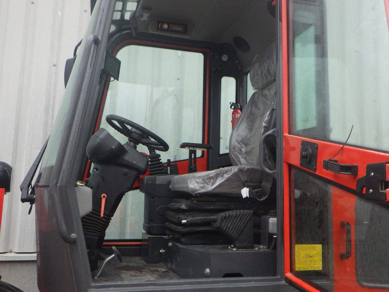 Panther 10-08 - Колёсный погрузчик: фото 4 Panther 10-08 - Колёсный погрузчик: фото 4