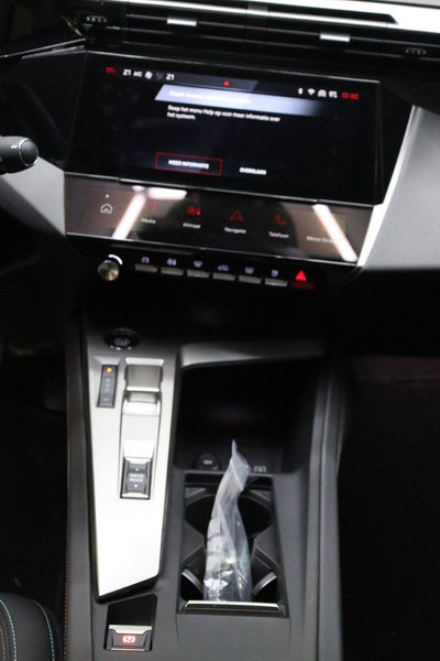 Легковой автомобиль Peugeot 308 SW: фото 16