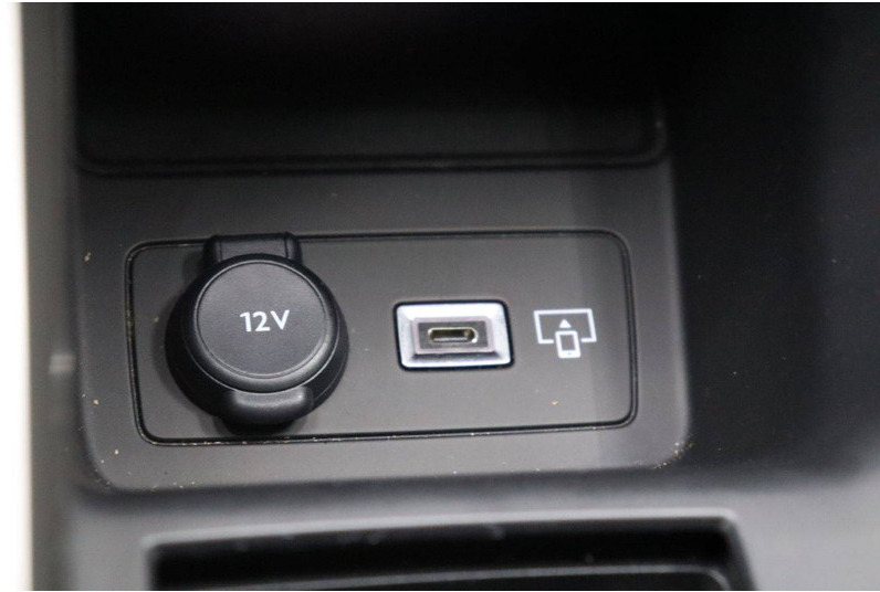 Легковой автомобиль Peugeot 308 SW: фото 18