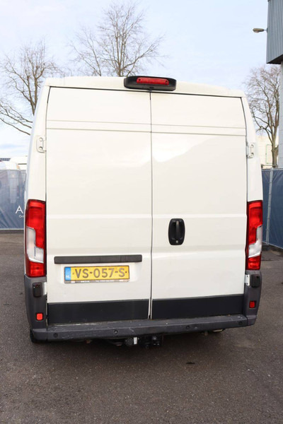 Цельнометаллический фургон Peugeot Boxer: фото 17