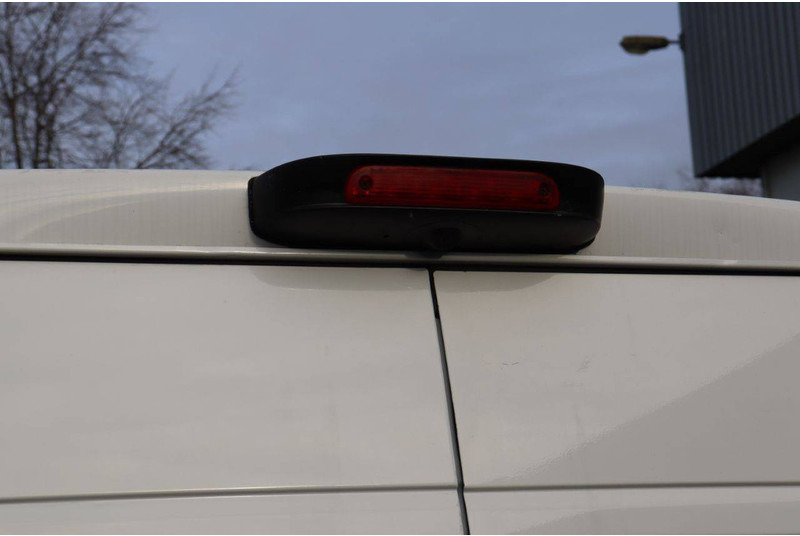 Цельнометаллический фургон Peugeot Boxer: фото 19