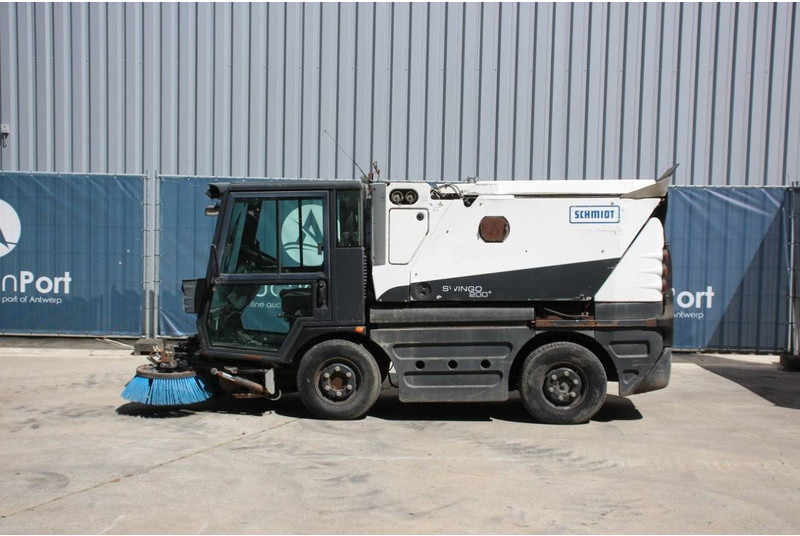 Schmidt Compact 200 Sweeper - Подметально-уборочная машина: фото 2 Schmidt Compact 200 Sweeper - Подметально-уборочная машина: фото 2