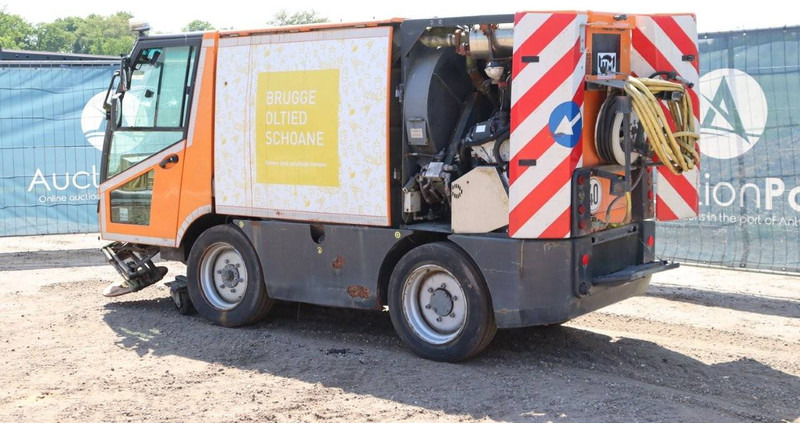 Schmidt MFH 2500 Typ:11 - Подметально-уборочная машина: фото 3 Schmidt MFH 2500 Typ:11 - Подметально-уборочная машина: фото 3