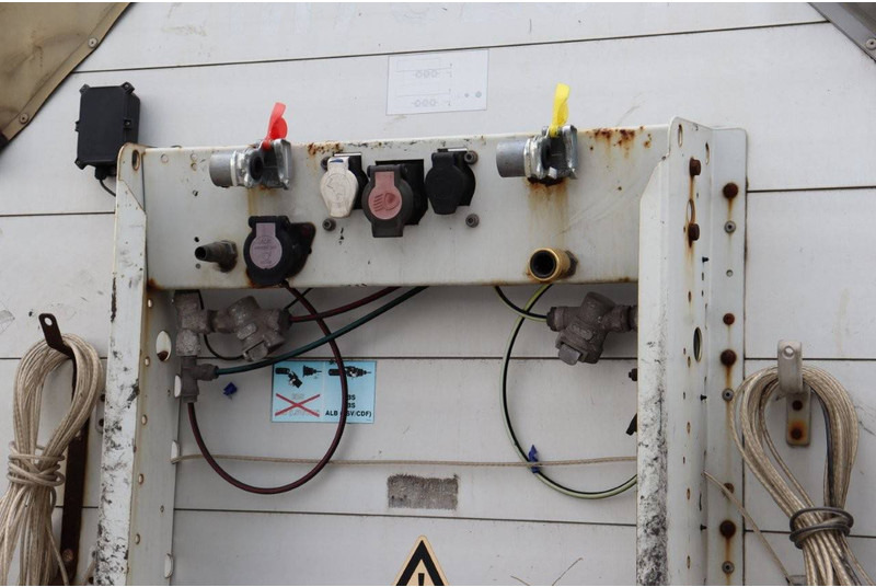 Тентованный полуприцеп Schmitz Cargobull SCB S3T: фото 15 Тентованный полуприцеп Schmitz Cargobull SCB S3T: фото 15