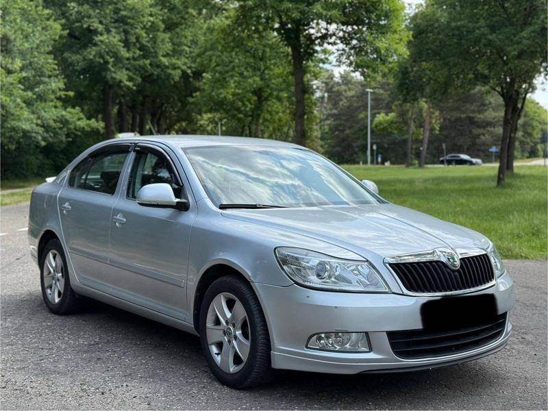 Škoda Octavia 1.6 TDI - Седан: фото 3 Škoda Octavia 1.6 TDI - Седан: фото 3