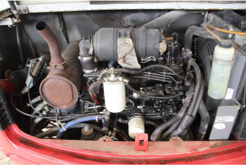 Гусеничный экскаватор Takeuchi TB150C: фото 18