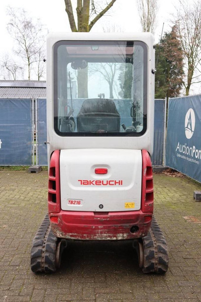 Takeuchi TB216 - Мини-экскаватор: фото 4 Takeuchi TB216 - Мини-экскаватор: фото 4