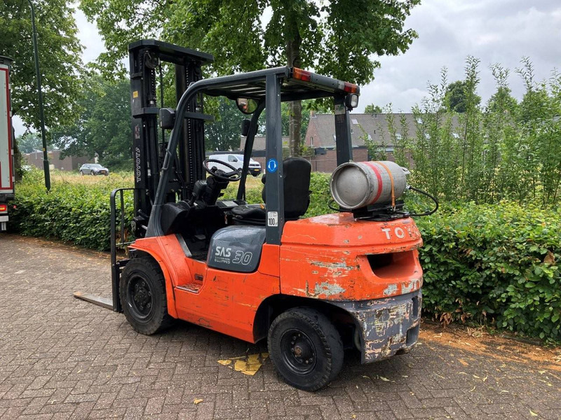 Toyota 02-7FGF30 - Газовый погрузчик: фото 3 Toyota 02-7FGF30 - Газовый погрузчик: фото 3