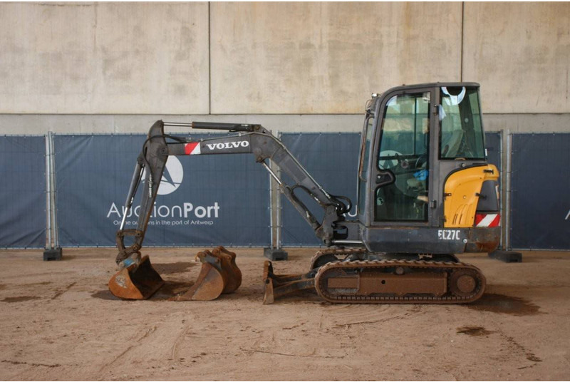 Volvo EC27C - Гусеничный экскаватор: фото 2 Volvo EC27C - Гусеничный экскаватор: фото 2