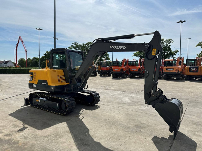 Volvo EC55D - Гусеничный экскаватор: фото 3 Volvo EC55D - Гусеничный экскаватор: фото 3