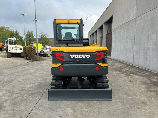 Volvo EC55D - Гусеничный экскаватор: фото 5 Volvo EC55D - Гусеничный экскаватор: фото 5