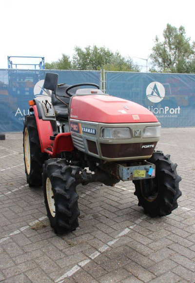 Трактор Yanmar F-180: фото 6