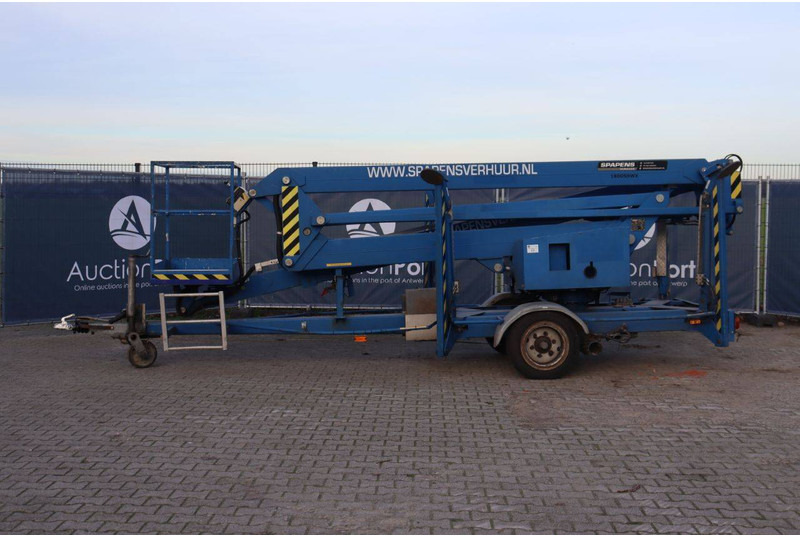 Custers R20EHS - Коленчатый подъемник: фото 2 Custers R20EHS - Коленчатый подъемник: фото 2