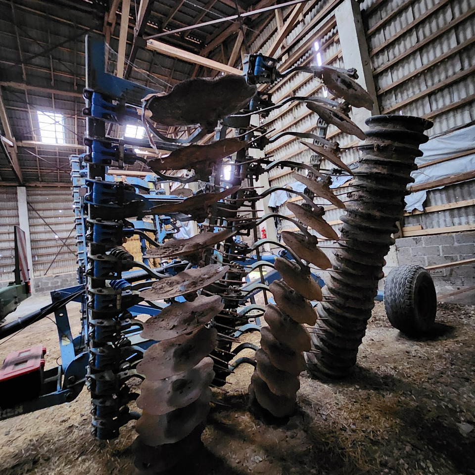 LEMKEN Rubin 9/600 KUEA - Дисковая борона: фото 5 LEMKEN Rubin 9/600 KUEA - Дисковая борона: фото 5