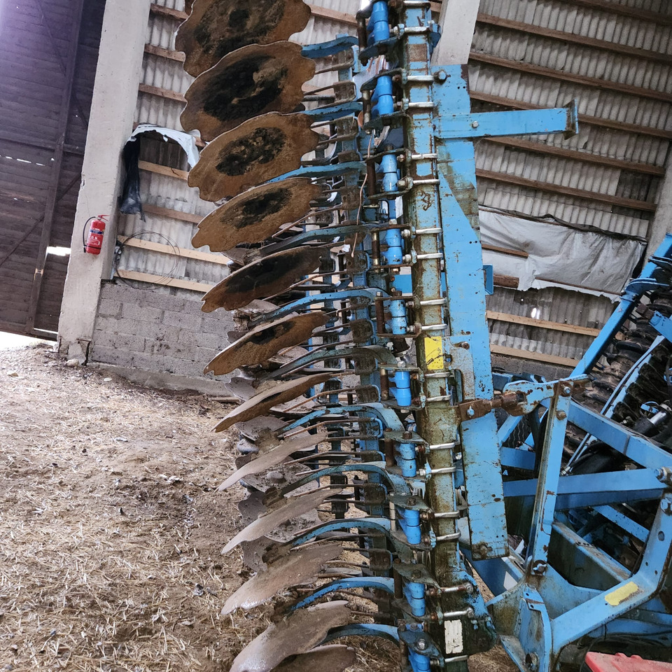 LEMKEN Rubin 9/600 KUEA - Дисковая борона: фото 3 LEMKEN Rubin 9/600 KUEA - Дисковая борона: фото 3