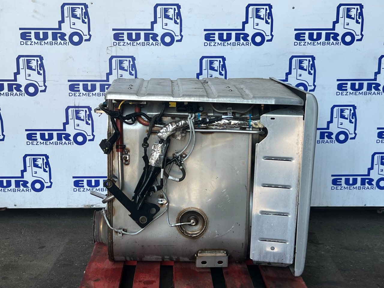 CATALIZATOR MAN TGX TG3 81.15103.6247 - Катализатор для Грузовиков: фото 4 CATALIZATOR MAN TGX TG3 81.15103.6247 - Катализатор для Грузовиков: фото 4