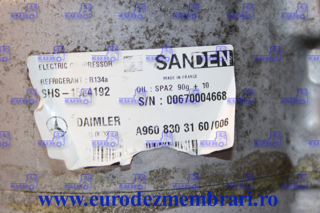 COMPRESOR CLIMA STATIONARE MERCEDES ACTROS MP4 A9608303160 - Компрессор кондиционера для Грузовиков: фото 2 COMPRESOR CLIMA STATIONARE MERCEDES ACTROS MP4 A9608303160 - Компрессор кондиционера для Грузовиков: фото 2