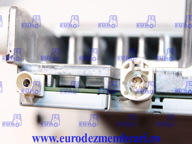 ELEMENT BORD UNITATE MULTIMEDIA AUS SCANIA SUPER 2906950, 2819280 - Приборная панель для Грузовиков: фото 5 ELEMENT BORD UNITATE MULTIMEDIA AUS SCANIA SUPER 2906950, 2819280 - Приборная панель для Грузовиков: фото 5