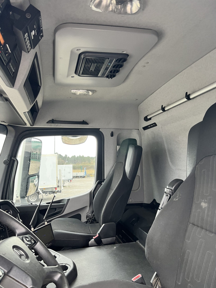 Грузовик-шасси camión Mercedes frigorífico: фото 15