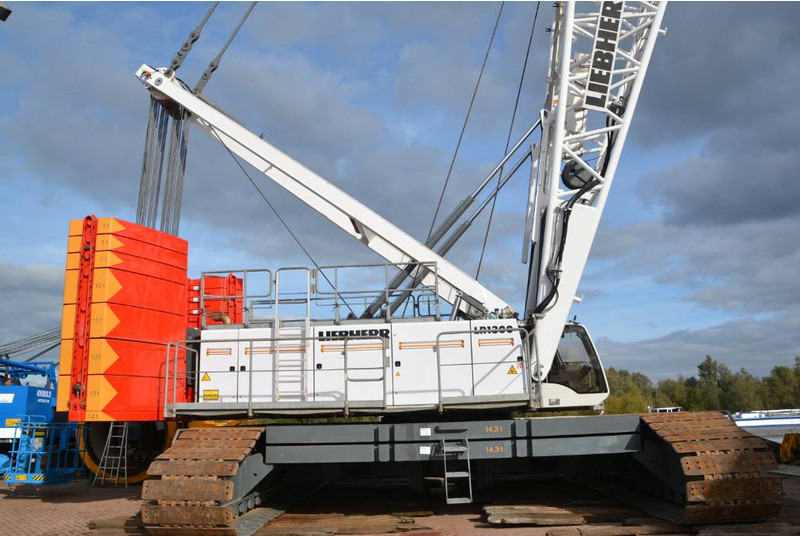 Liebherr LR 1300 SX - Гусеничный кран: фото 1 Liebherr LR 1300 SX - Гусеничный кран: фото 1